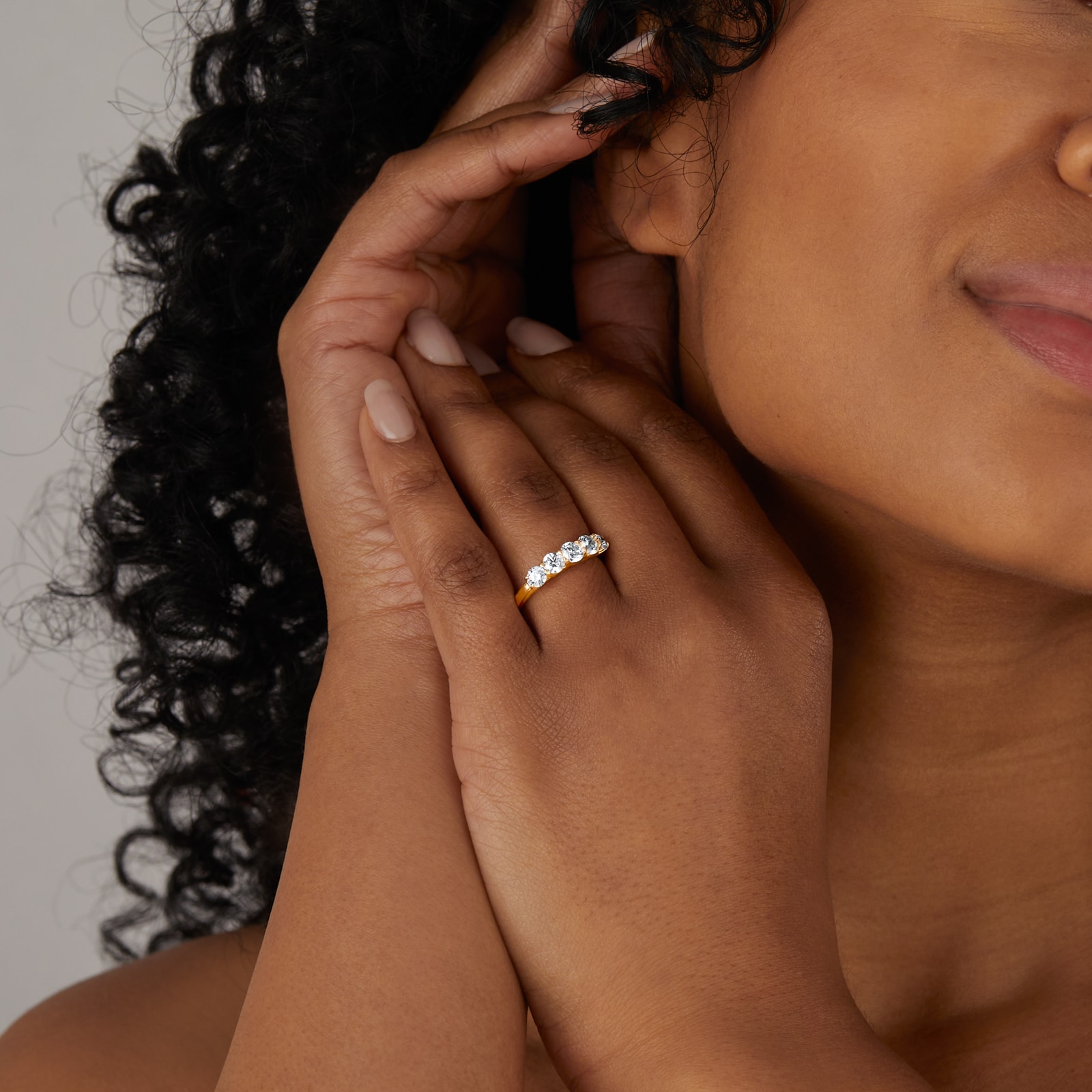 Goldsmiths Exclusive 18ct Yellow Gold 1.00cttw Brilliant Cut 5 Stone Goldsmiths Signature Diamond Eternity Ring Goldsmiths Exclusive 18ct Yellow Gold 1.00cttw Brilliant Cut 5 Stone Goldsmiths Signature Diamond Eternity Ring