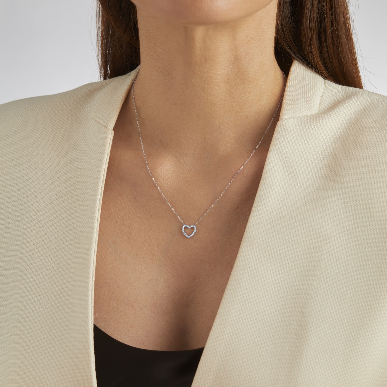 Goldsmiths 9ct White Gold 0.10cttw Diamond Heart Necklace Goldsmiths 9ct White Gold 0.10cttw Diamond Heart Necklace