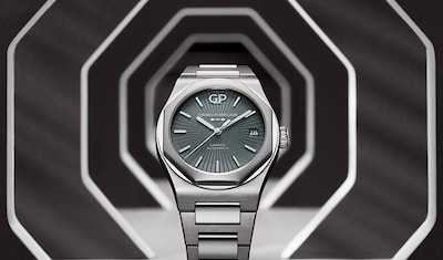 Girard-Perragaux Laureato Infinite Grey 42mm - Watch Banner image